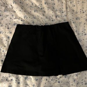 Black American Eagle Mini Skirt Size Medium
